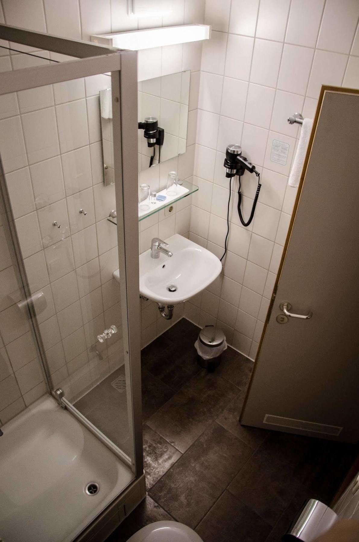 שונגאו Hotel Blaue Traube מראה חיצוני תמונה